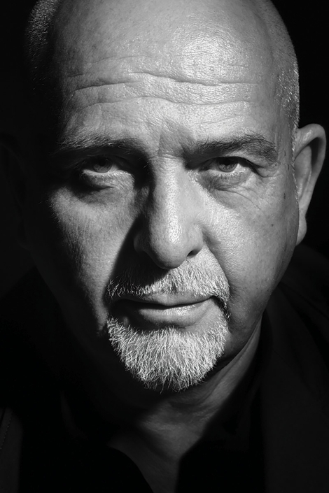 Peter Gabriel ha composto, prodotto e registrato il suo ultimo album “I/O” immaginando le musiche con audio immersivo in Dolby Atmos. Peter Gabriel © Foto di Michele Turriani